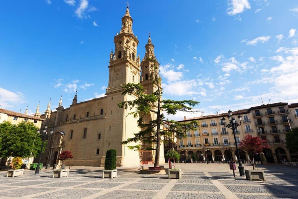 Apartamento 1º B · Apartamentos La Catedral Logroño Exterior foto